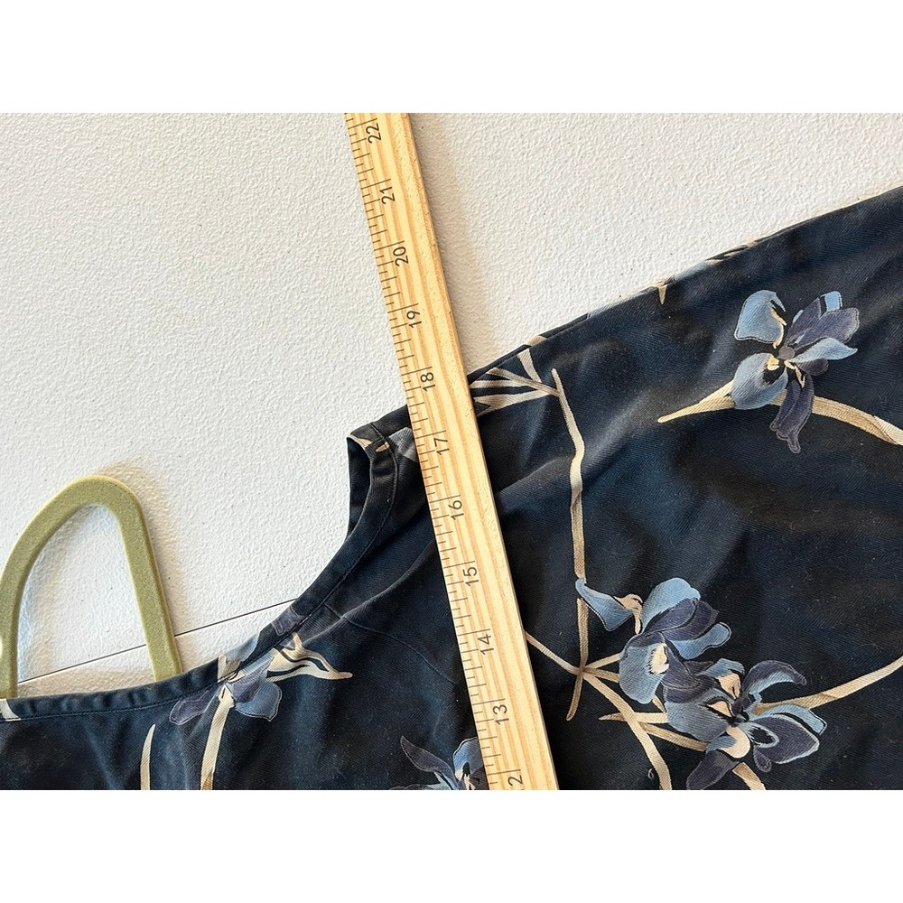 Vintage L.L. Bean Tank Top 100% Silk Navy Floral Sleeveless Shell Size Small - Picture 5 of 5
